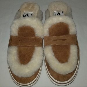 Adorable slip on Vans size 8